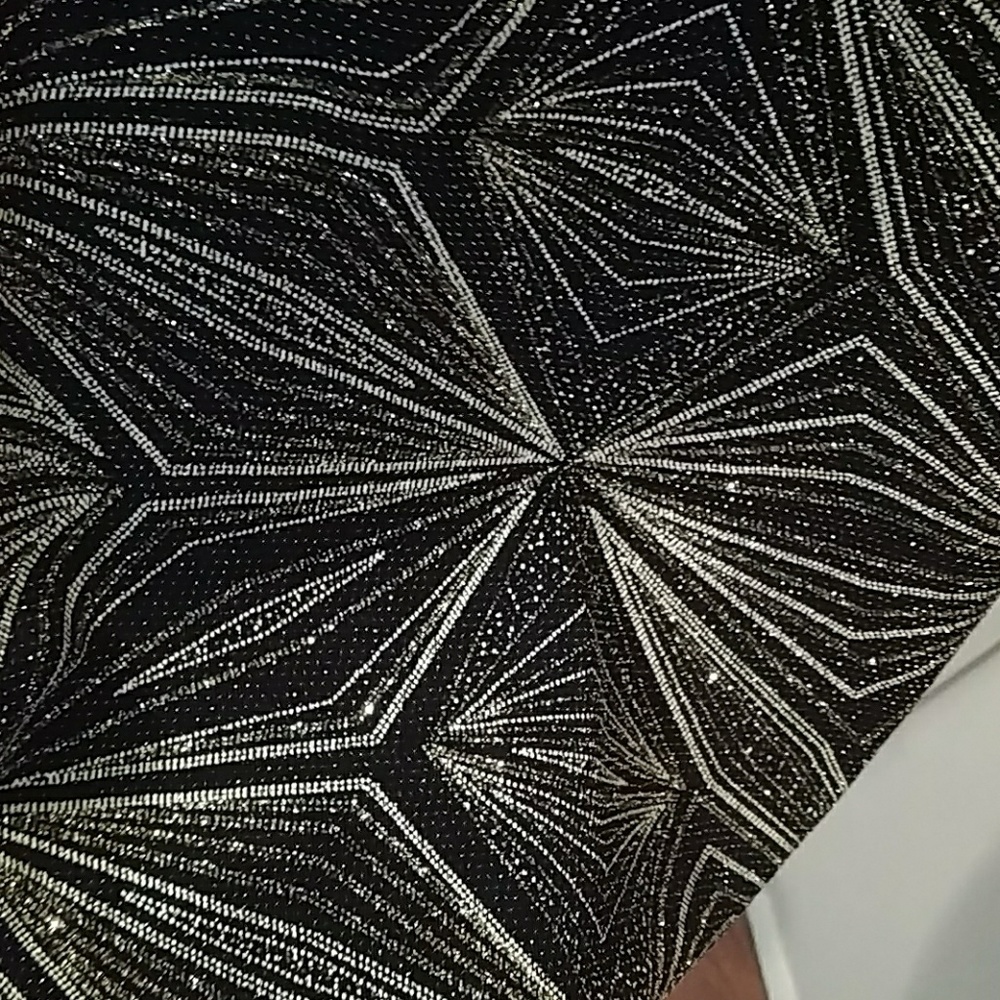 Dress - Picture 4 of 4